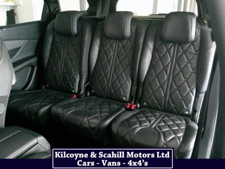 2021 Peugeot 5008 ALLURE BLUEHDI 7 Seater *Leather Interior + Heated Seats* €30,950 thumbnail