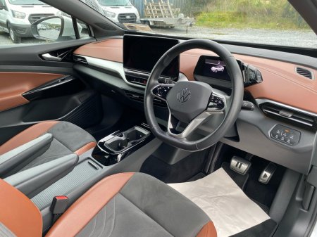 2023 Volkswagen ID.5 Pro Business 77KWh 174BHP €33,500 thumbnail