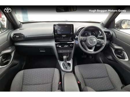 2023 Toyota Yaris Cross CR CROSS LUNA SPORT 4DR AUTO €27,950 thumbnail