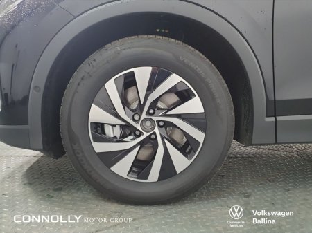 2026 Volkswagen Tiguan COMMERCIAL 2 SEAT thumbnail