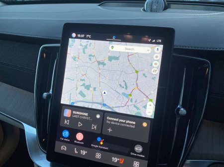 2025 Volvo XC90 T8 Ultra Dark AWD Auto (PHEV) €84,900 thumbnail