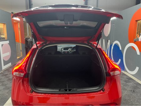 2015 Volvo V40 €12950! 2015 VOLVO V40 AUTOMATIC 1.6 PETROL / 34K KMS! €12,950