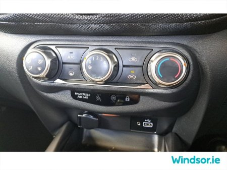 2023 Nissan Juke 1.0T PET 2WD SV €23,995 thumbnail