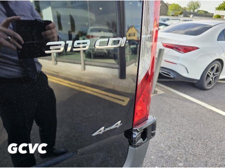 2026 Mercedes-Benz Sprinter 319 MWB LOW ROOF 4X4 SELECT AUTO