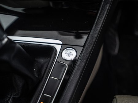 2017 Volkswagen Golf 2017 VW Golf 1.2tsi HIGHLINE/High spec/1yr warrant €16,888 thumbnail