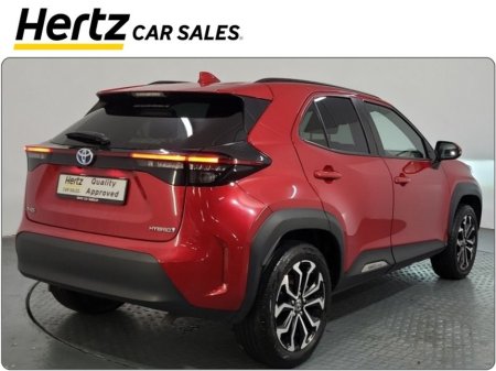 2023 Toyota Yaris Cross DESIGN HEV 1.5 Petrol Automatic €25,895 thumbnail