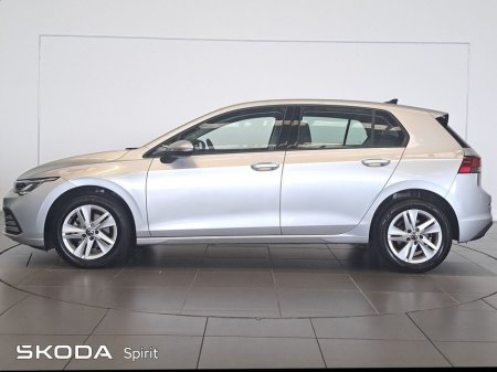 2023 Volkswagen Golf Life 1.0TSI 110bhp DSG M-HEV €26,950 thumbnail