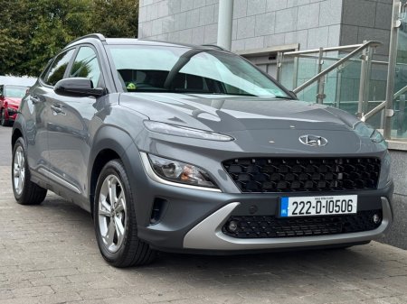 2022 Hyundai Kona 1.0 T-GDI Executive Two Tone Roof €24,995