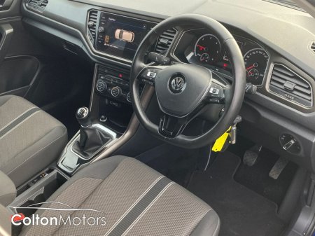 2019 Volkswagen T-Roc Design 1.6 TDi 115bhp €19,450 thumbnail