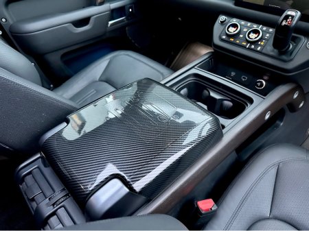 2023 Land Rover Defender ++HIGH SPEC++ 110 2.0 P400E X 404PS thumbnail