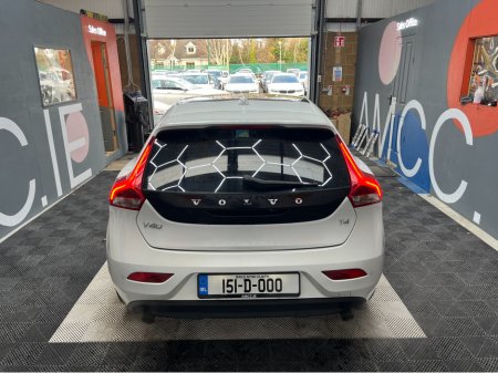 2015 Volvo V40 €13950 2015 VOLVO V40 AUTOMATIC PAN ROOF / BLACK LEATHER €13,950