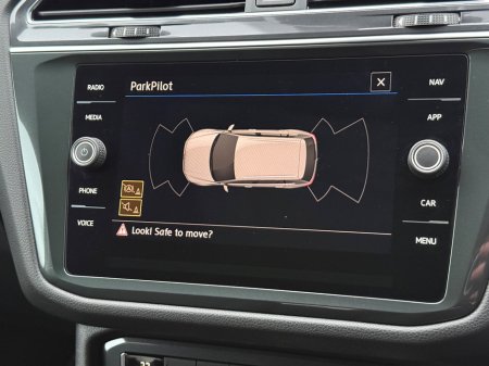 2020 Volkswagen Tiguan 2.0 TDI 150HP Comfortline €27,900 thumbnail