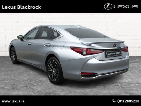 2023 Lexus ES 300 H Hybrid Dynamic €45,950