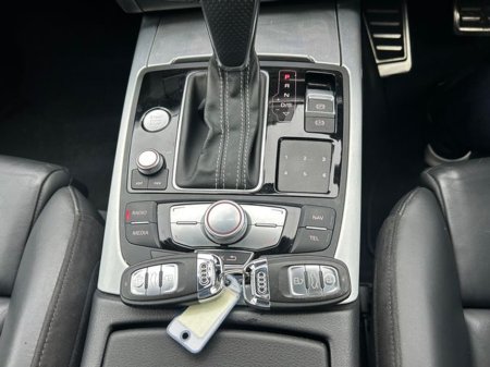 2015 Audi A6 2.0 TDI S-line Ultra - 95KM - LEATHER - PAN ROOF €19,950 thumbnail