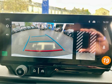 2026 Opel Combo Life TAXI WHEELCHAIR ACCESSIBLE 7 SEATER AUTOMATIC €58,995 thumbnail