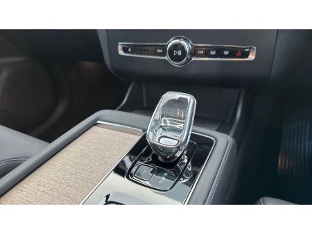 2025 Volvo XC90 PLUS MODEL PHEV AWD ** NEW MODEL ** €79,950 thumbnail