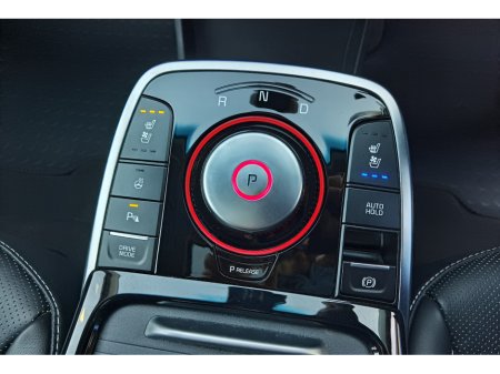 2021 Kia Niro 64KWH EV 4 PLUS **SUNROOF + HUGE SPEC** - FINANCE AVAILABLE - CALL US TODAY ON 01 492 6566 OR 087-092 5525 €18,950 thumbnail