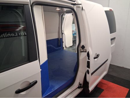 2016 Volkswagen Caddy **LOW KLMS** €10,995 thumbnail