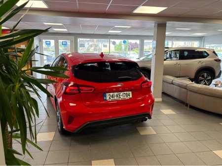 2024 Ford Focus ST-LINE 1.0T 125 M6 FWD €25,950 thumbnail