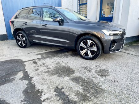 2023 Volvo XC60 T6 RECHARGE PHEV AWD AUTO PLUS DARK €40,950