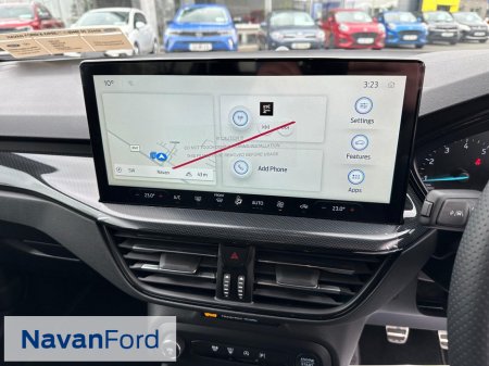 2026 Ford Focus St-Line 1.0 Mild-Hybrid 125Ps *Parking Pack* €36,450 thumbnail