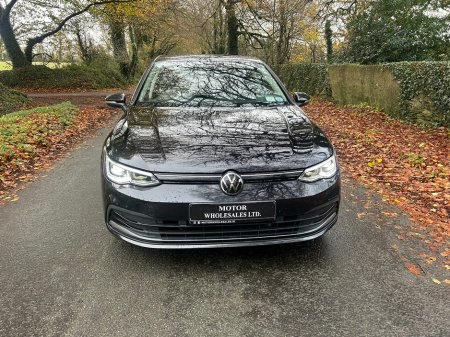 2020 Volkswagen Golf  €22,850 thumbnail