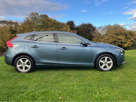 2014 Volvo V40 D2 SE €9,950