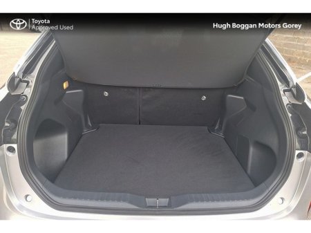 2025 Toyota Yaris Cross YARIS CROSS LUNA SPORT BI €33,950 thumbnail