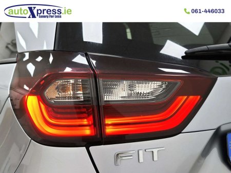 2023 Honda Fit 1.5 EHEV BASIC Hybrid, Automatic, Reversing camera €18,600 thumbnail