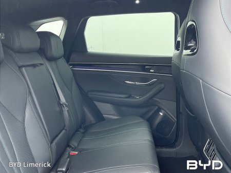 2025 BYD Seal U SEAL U DM-i COMFORT FWD €43,950 thumbnail