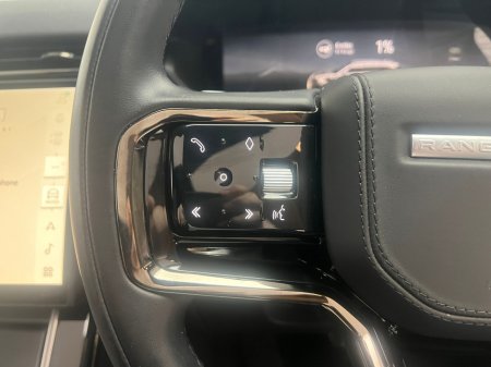2024 Land Rover Range Rover Velar HSE DYNAMIC P400E €65,990 thumbnail