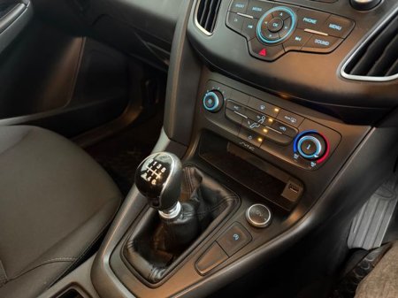 2018 Ford Focus 1.5 TDCI Style Econ 105PS 5DR €12,777 thumbnail