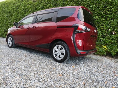 2019 Toyota Sienta 1.5 PETROL 5 SEATS RELIABLE AND ECONOMICAL JUST FULLY SERVICED 4 NEW TYRES 2 YEARS NCT 1 YEAR ROAD TAX REVERSE CAMERA PARK DISTANCE ASSIST TOUCH SCREEN RADIO WITH APPLE CAR PLAY + ANDROID AUTO €17,850 thumbnail