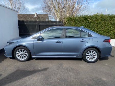 2021 Toyota Corolla HYB LUNA SALOON 4DR AUTO HYBRID €22,950