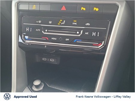 2025 Volkswagen T-Roc EDITION 75 1.0TSI M6F 116HP *INDIUM GREY* *REAR VIEW CAMERA* *CARPLAY* *PRIVACY GLASS* *PCP FINANCE AVAILABLE FROM €252PM* €30,995 thumbnail