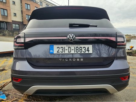 2023 Volkswagen T-Cross LIFE 1.0 TSI D7F 110HP €23,950 thumbnail
