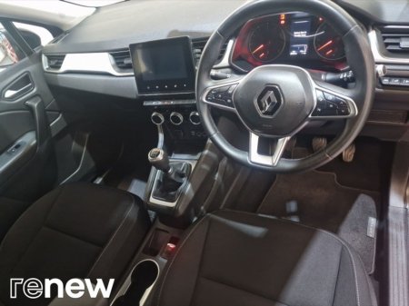 2020 Renault Captur TCe 100 Play €13,995 thumbnail