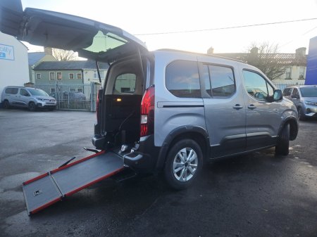 2024 Peugeot Rifter New Model Wheelchair Access €25,995 thumbnail