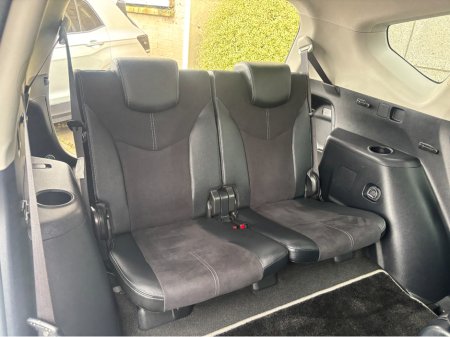 2018 Toyota Prius Alpha GR SPORT 7 SEATER AUTOMATIC HYBRID 1.8 PETROL //REVERSE CAMERA//KEYLESS ENTRY//HALF LEATHER GR SEATS// €23,950 thumbnail