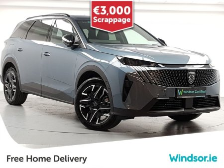 2025 Peugeot 5008 1.2 Hybrid 136bhp E-DCS6 Allure €46,995