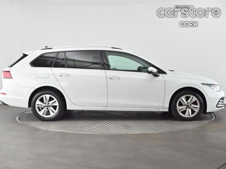 2022 Volkswagen Golf 1.0 TSI Estate Auto €31,880