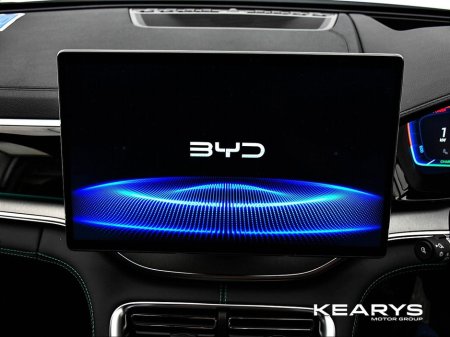 2025 BYD Seal U DM-i BOOST FWD "DEMO MODEL" €41,990 thumbnail