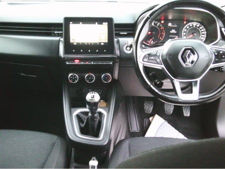 2020 Renault Clio NEW NCT 2028,  SAT./NAV., CRUISE, €180 TAX. ICONIC, LOW KMS. €12,999 thumbnail