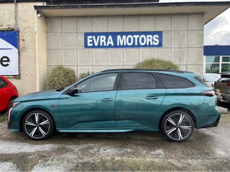 2022 Peugeot 308 AUTOMATIC GT 1.5 HDI DIESEL ESTATE //HIGH SPEC//WINTER SALE €4000 REDUCTION// €23,950 thumbnail