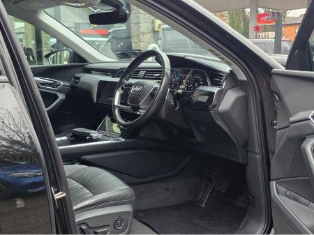 2020 Audi e-tron TECHNIK 50 QUATTRO AUTO. HUGE SPEC. FINANCE ARRANGED. SIMI. AA APPROVED. thumbnail