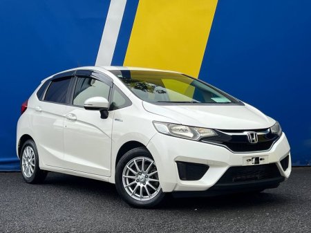 2016 Honda Fit F-PACKAGE 1.5 HYBRID // 2 YEAR NCT // REVERSE CAMERA // DIGITAL CLIMATE CONTROL €11,750