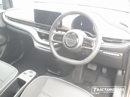 2025 Fiat 500e ICON EDITION 42kw €22,699