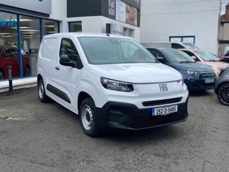 2025 Fiat Doblo SWB 1 5 100HP 650KG 4DR €21,495