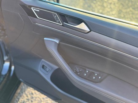 2017 Volkswagen Passat R-LINE TOP SPEC NCT 05/27 €14,499 thumbnail