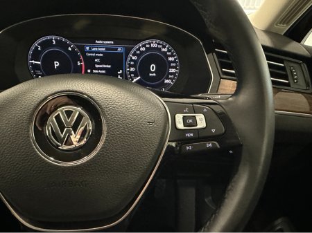 2019 Volkswagen Passat (191) PASSAT 2.0TDI DSG HIGHLINE LOW KMS VW/AUDI SPECIALISTS WWW.DENISDARCYCARS.IE €25,750 thumbnail
